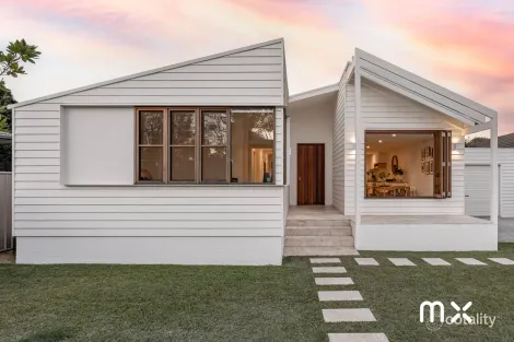 Property photo of 3 Pendlebury Parade Woonona NSW 2517