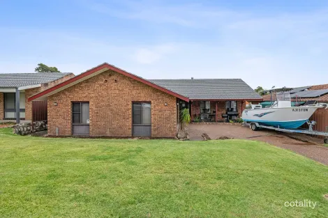 Property photo of 10 Lachlan Street Raymond Terrace NSW 2324