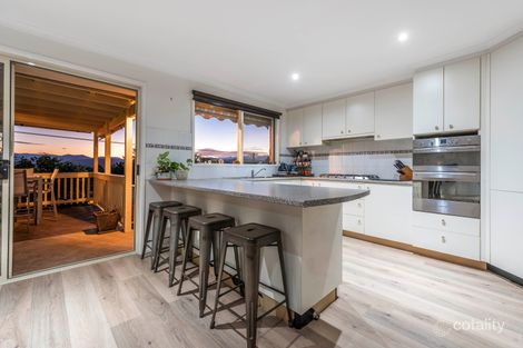 Property photo of 28 Tytherleigh Street Wanniassa ACT 2903