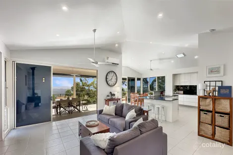 50 Ratcliffe Rd, Hunchy, QLD 4555