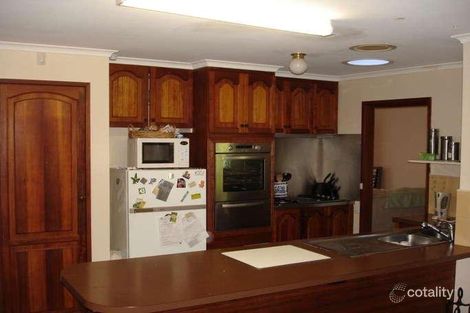 Property photo of 9 Nantilla Crescent Werribee VIC 3030