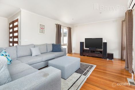 Property photo of 4 Bunarong Court Dandenong North VIC 3175