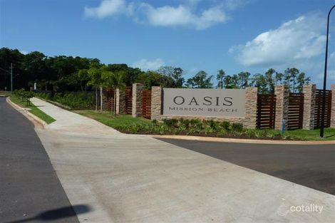 8 Coral Cl, Mission Beach, QLD 4852