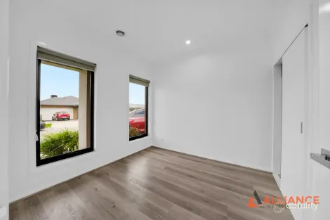 Property photo of 55 Malone Circuit Deanside VIC 3336