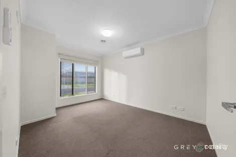 Property photo of 45 Fairfield Crescent Diggers Rest VIC 3427