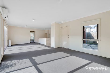 Property photo of 4/81 Powell Drive Hoppers Crossing VIC 3029
