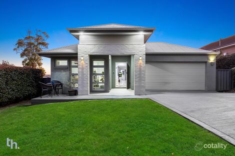 Property photo of 22 Hooghly Avenue Cameron Park NSW 2285