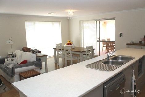 Property photo of 4 Gale Court Australind WA 6233
