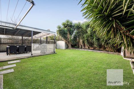 Property photo of 100 Lenoak Street Gladstone Park VIC 3043