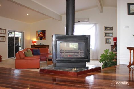 Property photo of 75 Whitehill Road Eastern Heights QLD 4305