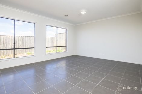 Property photo of 1/16 Lone Pine Square Bacchus Marsh VIC 3340