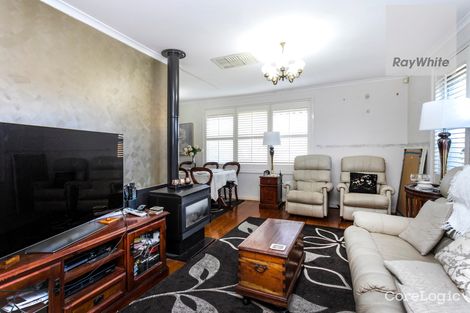 Property photo of 11 Grantley Drive Gladstone Park VIC 3043