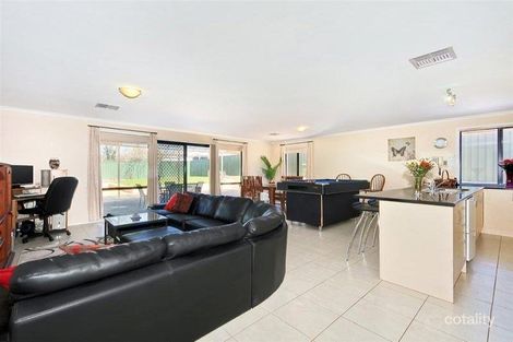 Property photo of 31 Barton Circuit Mount Barker SA 5251