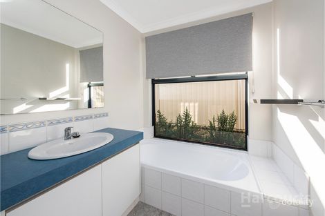 Property photo of 31 Hinckley Parkway Hocking WA 6065