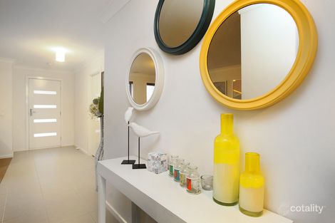 Property photo of 31 Millendon Boulevard Tarneit VIC 3029