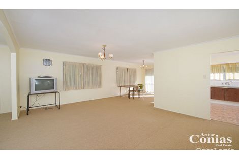 Property photo of 9 Twelfth Avenue St Lucia QLD 4067