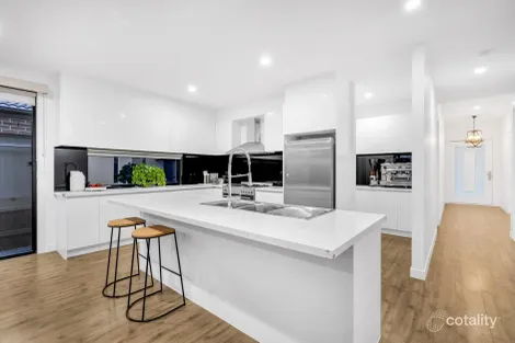 Property photo of 20 Scandia Drive Mickleham VIC 3064