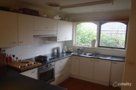 Property photo of 1 Fleming Court Seaford VIC 3198