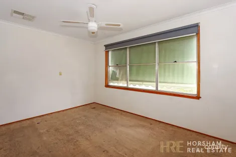 Property photo of 8 Knight Place Horsham VIC 3400