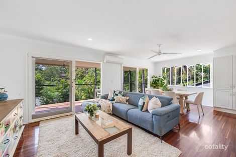Property photo of 17 Rialanna Street Kenmore QLD 4069
