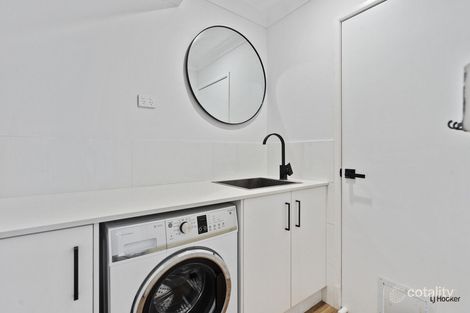 Property photo of 2/2-10 Coolgardie Street Elanora QLD 4221