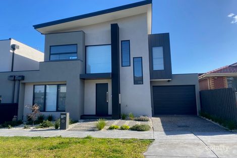 100 Benkel Ave, Cheltenham, VIC 3192