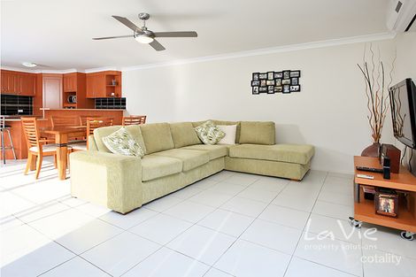 Property photo of 15 Den Otter Drive Bellbird Park QLD 4300