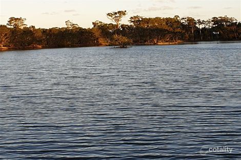 Property photo of 1 Jubata Court Burrum Heads QLD 4659