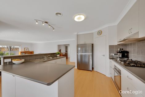 Property photo of 14 Romsey Court Wodonga VIC 3690