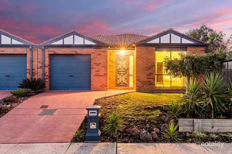 Property photo of 9 Staunton Walk Cranbourne East VIC 3977
