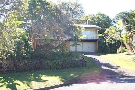 3 Harmony Ct, Arana Hills, QLD 4054