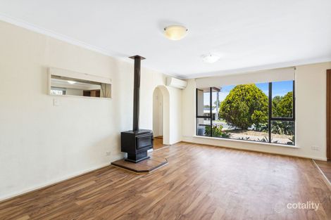 Property photo of 9 Macedon Place Craigie WA 6025