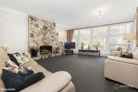 Property photo of 8 Moss Avenue Mount Helen VIC 3350