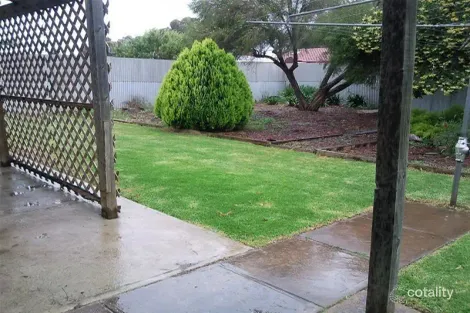 Property photo of 11 Talia Court Smithfield SA 5114