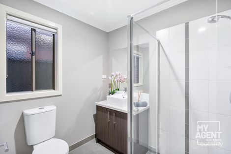 Property photo of 36 Jupiter Crescent Cranbourne West VIC 3977