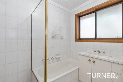 Property photo of 12 Bennett Close Aberfoyle Park SA 5159