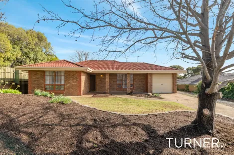 Property photo of 12 Bennett Close Aberfoyle Park SA 5159