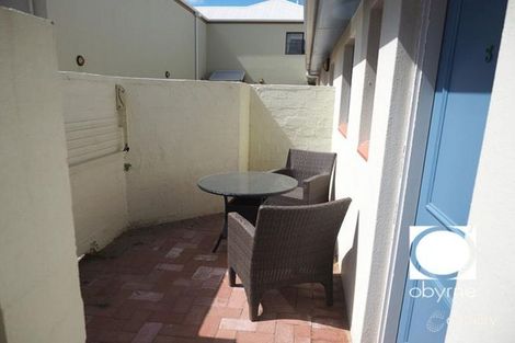 Property photo of 3/330 South Terrace South Fremantle WA 6162