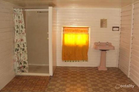 Property photo of 24 Warialda Street Gravesend NSW 2401