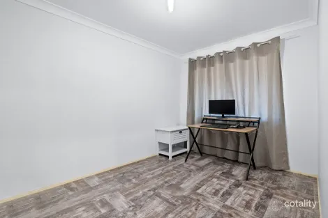 Property photo of 1 Lillyvicks Crescent Ambarvale NSW 2560
