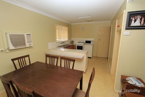 Property photo of 11 Leavenworth Drive Mount Austin NSW 2650