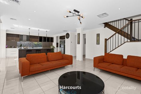 Property photo of 2 Eynesbury View Wollert VIC 3750
