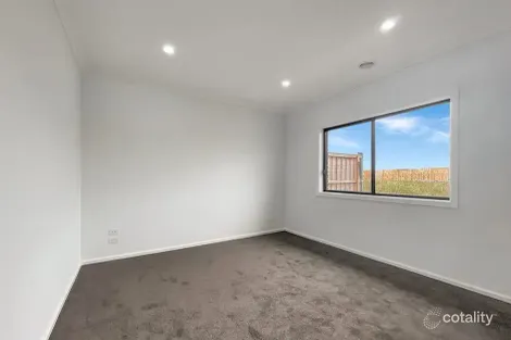 Property photo of 7 Vestige Circuit Tarneit VIC 3029
