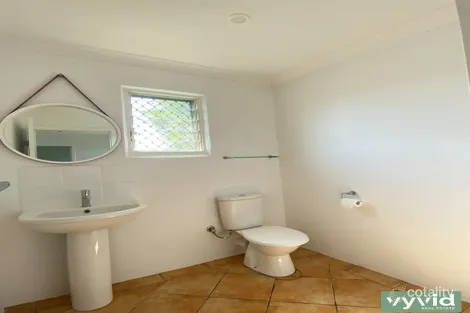 Property photo of 11 Walters Avenue West Gladstone QLD 4680