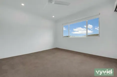 Property photo of 11 Walters Avenue West Gladstone QLD 4680