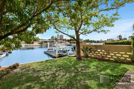 Property photo of 1/11 Vaggelas Crescent Biggera Waters QLD 4216
