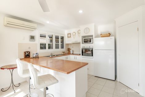Property photo of 1/5 Bayview Drive Yamba NSW 2464