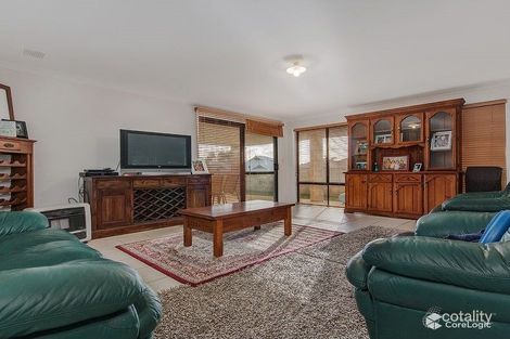Property photo of 15 Beachport Way Wannanup WA 6210