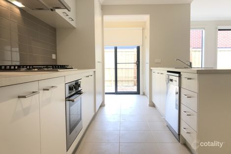 100 Bramley Ave, Charlemont, VIC 3217