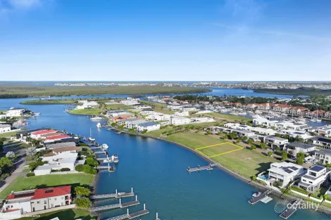 8817 The Point Cct, Hope Island, QLD 4212